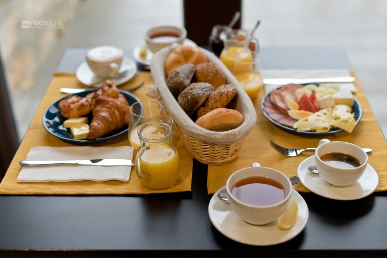 Szitakoeto Panzio Bed & Breakfast Fertorakos Ngoại thất bức ảnh